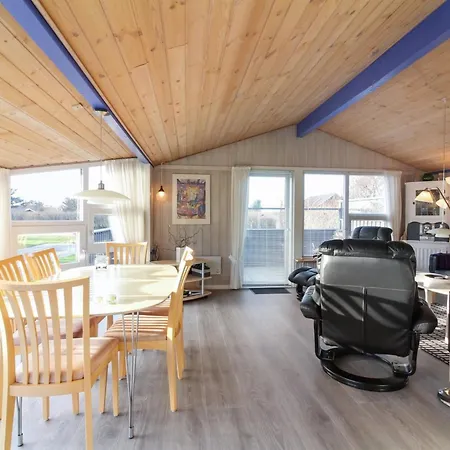 Engelbrecht - 400m From The Sea By Interhome بيت للعطل Løkken
